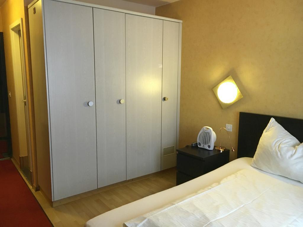 Hotel Falken Lucerne Bagian luar foto