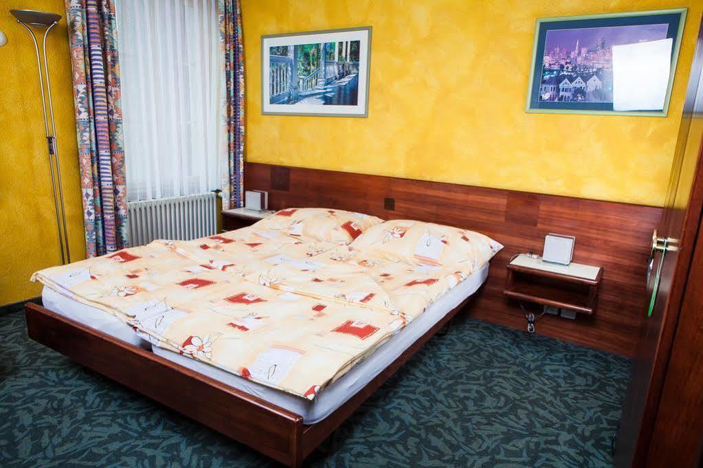 Hotel Falken Lucerne Bagian luar foto