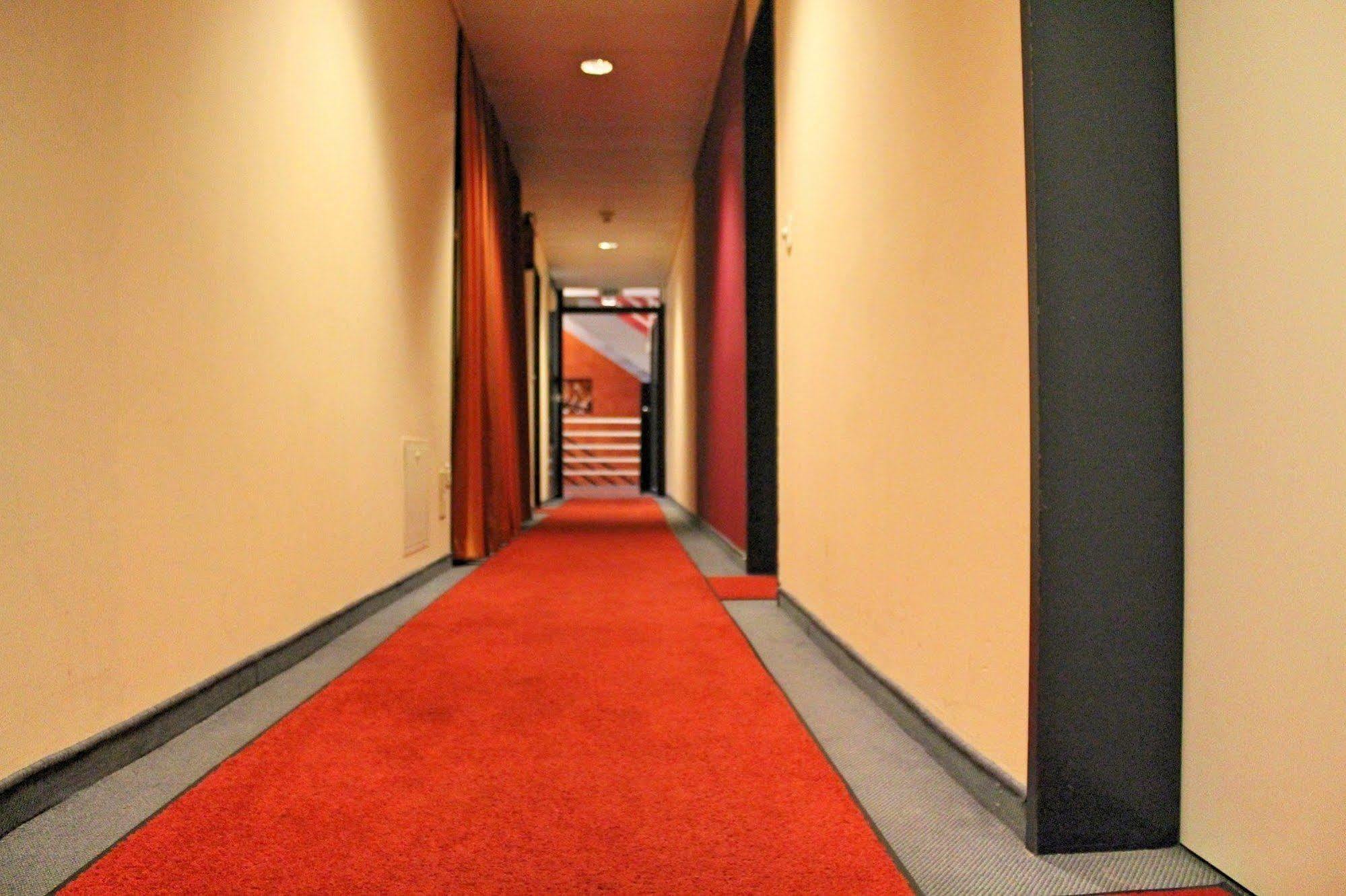 Hotel Falken Lucerne Bagian luar foto